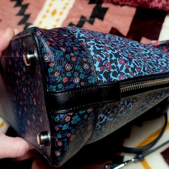 Sold/Not Availble - Picture 8 of 12